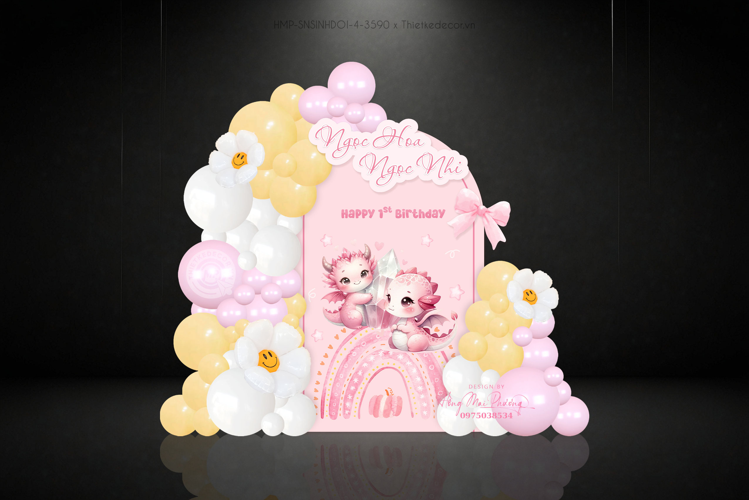 Tiệc sinh nhật tone hồng 2 bé gái sinh đôi tone hồng ddierm vàng. Bé tuổi rồng.